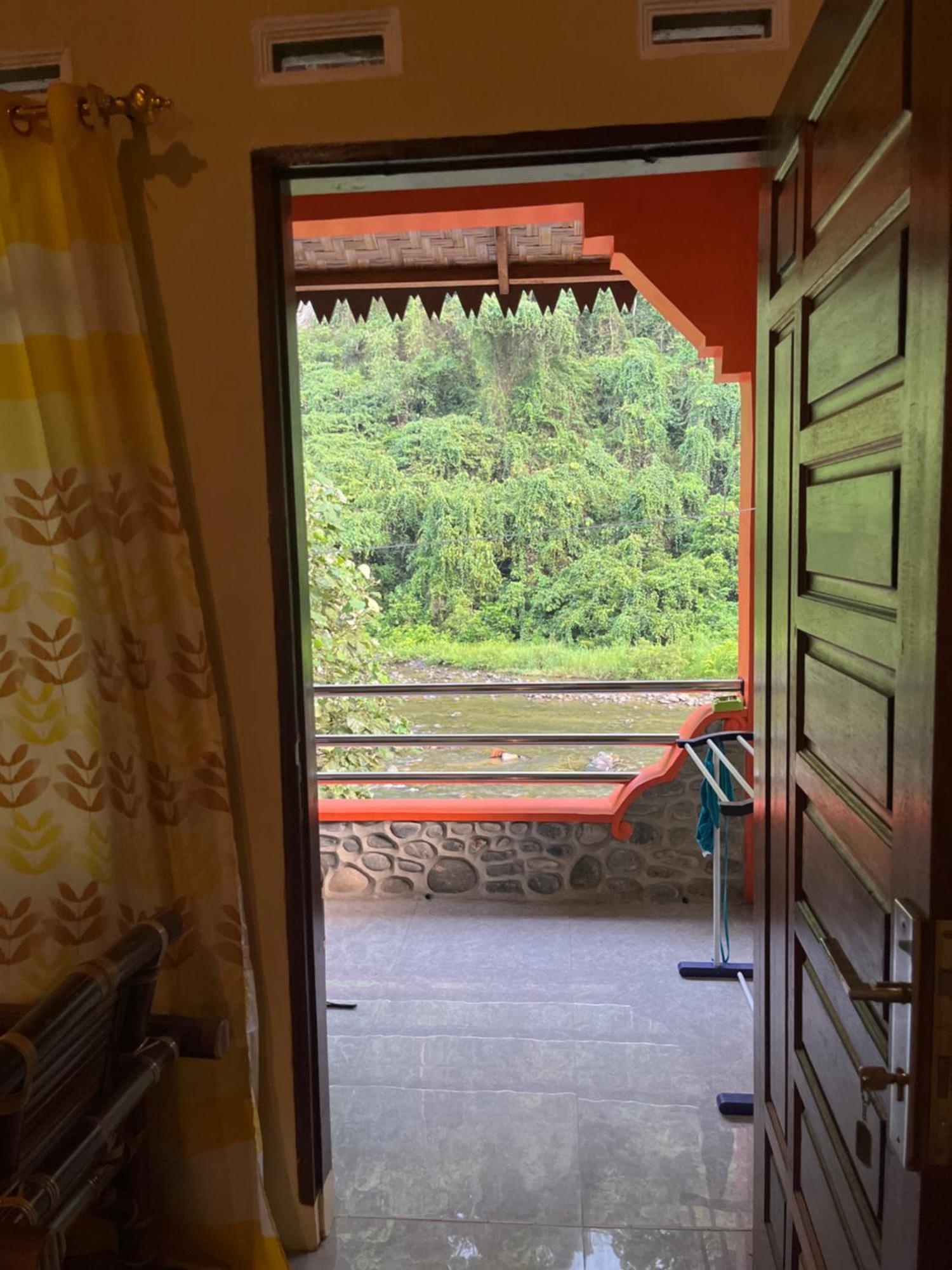 Ridho'S Homestay & Jungle Trekking Bukit Lawang Bagian luar foto
